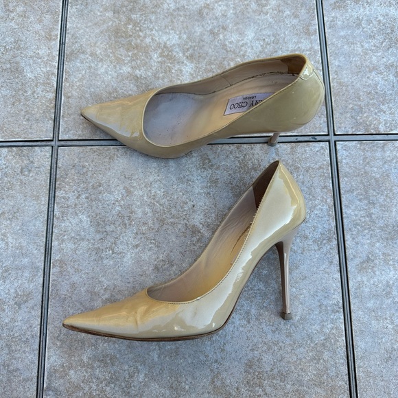 Jimmy Choo Beige Patent Leather - Picture 4 of 15